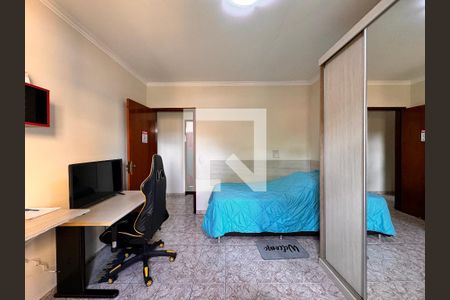 Quarto 1 de casa à venda com 3 quartos, 179m² em Parque Novo Oratório, Santo André