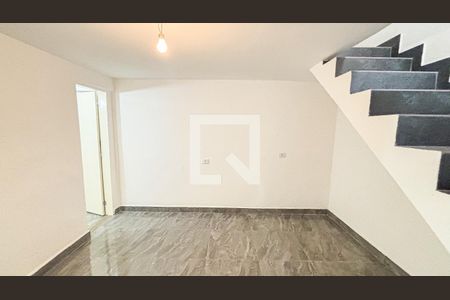 Sala  de casa à venda com 3 quartos, 150m² em Vila Camilópolis, Santo André