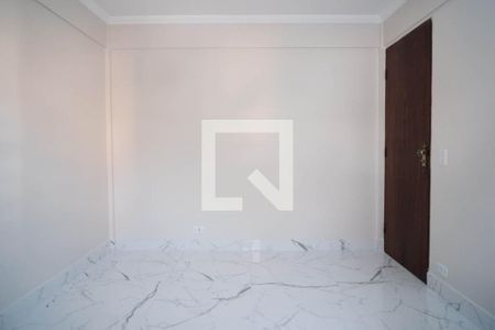 Quarto 2 de apartamento para alugar com 2 quartos, 50m² em Vila Sílvia, São Paulo