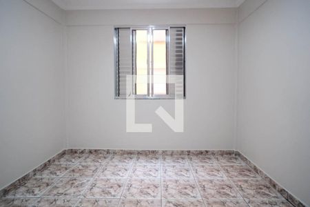 Quarto 1 de apartamento para alugar com 2 quartos, 50m² em Vila Sílvia, São Paulo