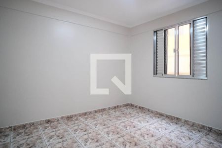 Quarto 1 de apartamento para alugar com 2 quartos, 50m² em Vila Sílvia, São Paulo