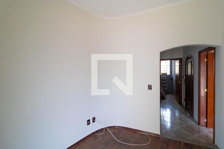 Sala 01 de casa para alugar com 4 quartos, 339m² em Jardim Chapadão, Campinas