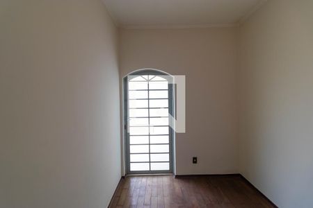 Sala 01 de casa para alugar com 4 quartos, 339m² em Jardim Chapadão, Campinas