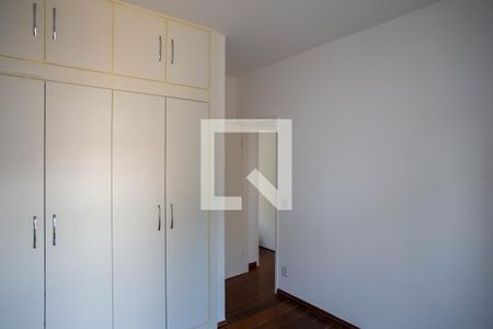 Quarto 2 de apartamento para alugar com 3 quartos, 95m² em Santo Antônio, Belo Horizonte