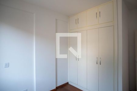 Quarto 2 de apartamento para alugar com 3 quartos, 95m² em Santo Antônio, Belo Horizonte