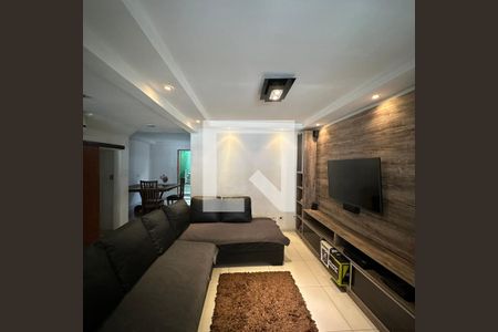 Sala de Estar de casa para alugar com 3 quartos, 250m² em Jardim Ester, São Paulo