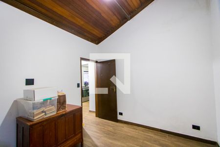 Quarto 2 de casa à venda com 3 quartos, 299m² em Jardim Stetel, Santo André