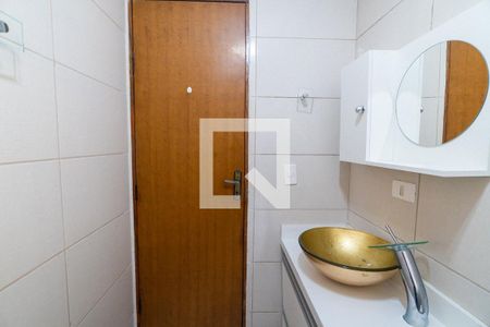 Casa 1 - Banheiro da Suite de casa à venda com 5 quartos, 300m² em Vila do Encontro, São Paulo