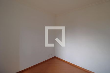 Quarto 1 de apartamento para alugar com 2 quartos, 52m² em Jardim Sabara, São Paulo