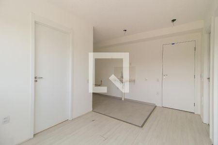 Sala/Cozinha de apartamento para alugar com 2 quartos, 36m² em Conjunto Residencial José Bonifácio, São Paulo