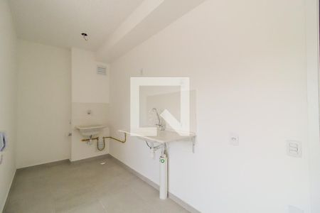 Sala/Cozinha de apartamento para alugar com 2 quartos, 36m² em Conjunto Residencial José Bonifácio, São Paulo