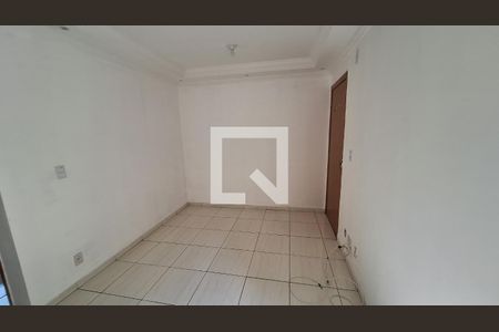 sala de apartamento para alugar com 2 quartos, 43m² em Parque Santa Rosa, Suzano