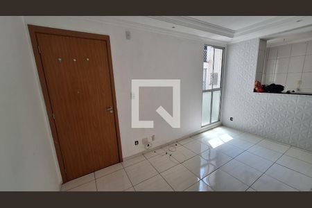 sala de apartamento para alugar com 2 quartos, 43m² em Parque Santa Rosa, Suzano