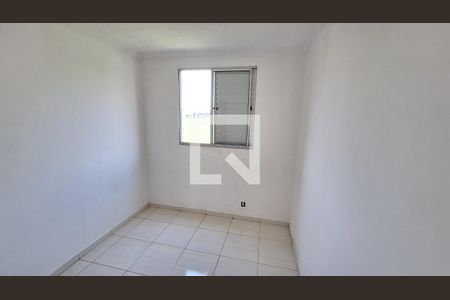 Quarto 2 de apartamento para alugar com 2 quartos, 43m² em Parque Santa Rosa, Suzano