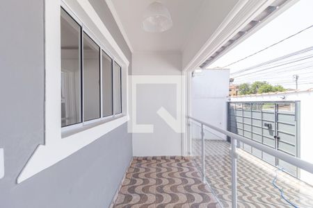 Sacada de casa à venda com 2 quartos, 107m² em Jardim das Flores, Osasco