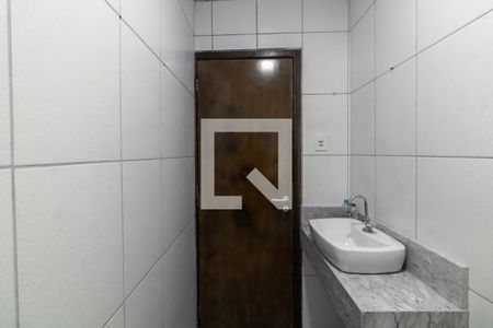 Banheiro de casa para alugar com 1 quarto, 65m² em Jardim Danfer, São Paulo