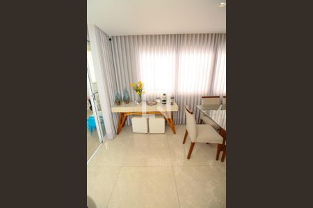 Sala de apartamento à venda com 4 quartos, 240m² em Fernão Dias, Belo Horizonte