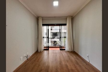 Sala de apartamento à venda com 2 quartos, 74m² em Jardim Bela Vista, Santo André