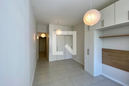 Sala/Quarto de kitnet/studio à venda com 1 quarto, 33m² em Centro, Rio de Janeiro