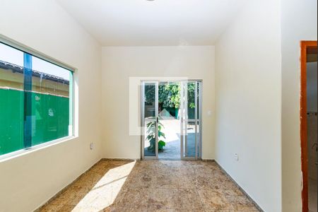 Sala de casa para alugar com 4 quartos, 160m² em Vista Alegre, Belo Horizonte