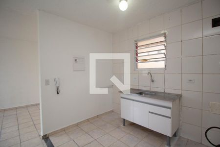 Cozinha de apartamento para alugar com 2 quartos, 54m² em Jardim Maristela, São Paulo