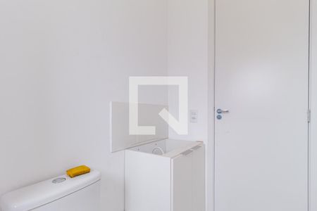 Banheiro de apartamento para alugar com 2 quartos, 45m² em Santa Maria, Osasco