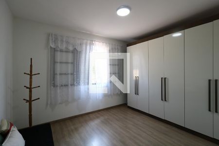 Suíte de casa à venda com 3 quartos, 152m² em Vila Scarpelli, Santo André