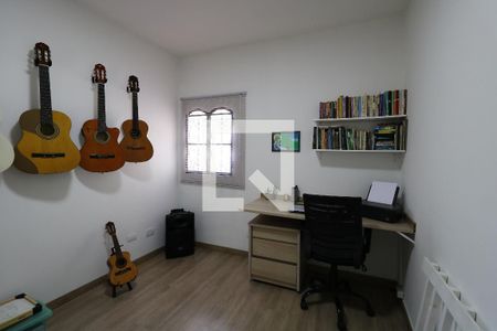 Quarto 2 de casa à venda com 3 quartos, 152m² em Vila Scarpelli, Santo André