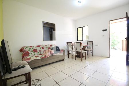 Sala de casa para alugar com 3 quartos, 120m² em Boca do Rio, Salvador