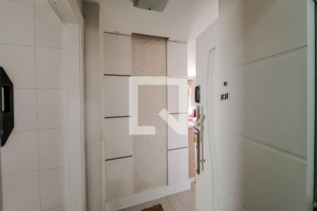 hall entrada de apartamento para alugar com 3 quartos, 67m² em Vila Prudente, São Paulo