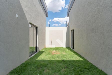 Casa de condomínio à venda com 140m², 3 quartos e 1 vaga Casa de condomínio à venda com 140m², 3 quartos e 1 vagaJardim