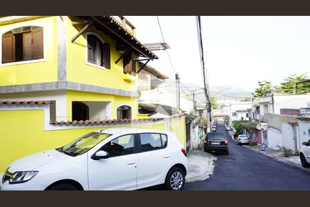 Fachada de casa de condomínio para alugar com 2 quartos, 100m² em Anil, Rio de Janeiro