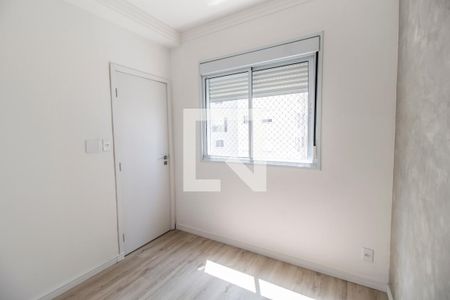 Quarto 1 de apartamento para alugar com 2 quartos, 40m² em Jardim Tupanci, Barueri