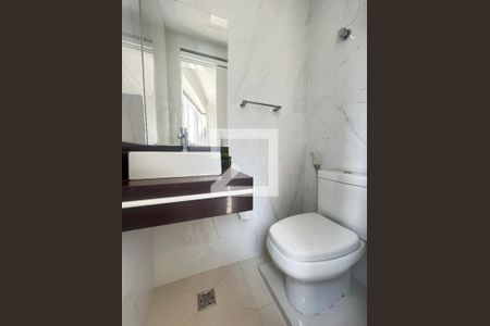 Lavabo de apartamento para alugar com 3 quartos, 87m² em Vila da Serra, Nova Lima