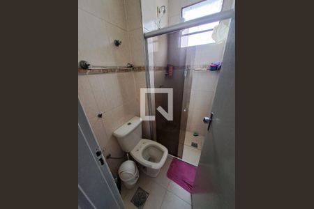 Banheiro de apartamento à venda com 3 quartos, 60m² em Serrano, Belo Horizonte