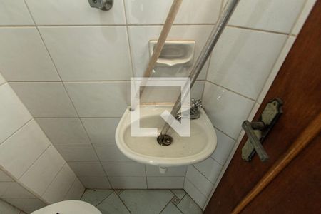 Lavabo de apartamento para alugar com 2 quartos, 75m² em Centro, Sorocaba