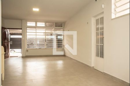 Sala de casa à venda com 3 quartos, 206m² em Planalto Paulista, São Paulo