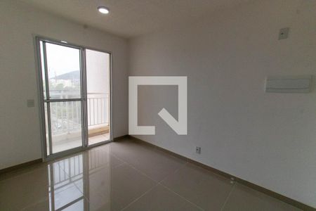 Sala de apartamento à venda com 2 quartos, 46m² em São Lourenço, Niterói