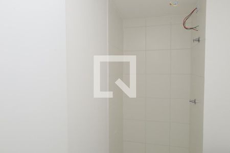 Banheiro de apartamento à venda com 1 quarto, 63m² em Vila Curuçá, São Paulo