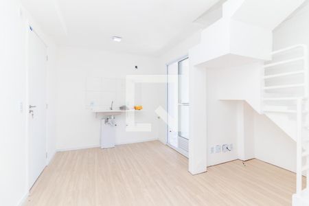 Sala/Cozinha de apartamento para alugar com 1 quarto, 63m² em Vila Curuçá, Guarulhos