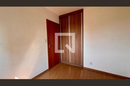 quarto de apartamento à venda com 4 quartos, 130m² em Sagrada Família, Belo Horizonte