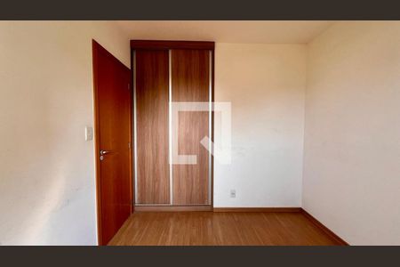 quarto de apartamento à venda com 4 quartos, 130m² em Sagrada Família, Belo Horizonte