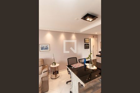 Sala   de apartamento à venda com 3 quartos, 65m² em Vila Paiva, São Paulo