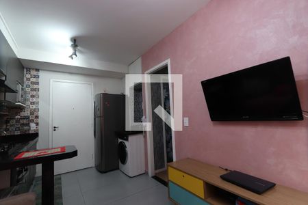 Sala de apartamento para alugar com 1 quarto, 24m² em Cidade Satélite Santa Bárbara, São Paulo