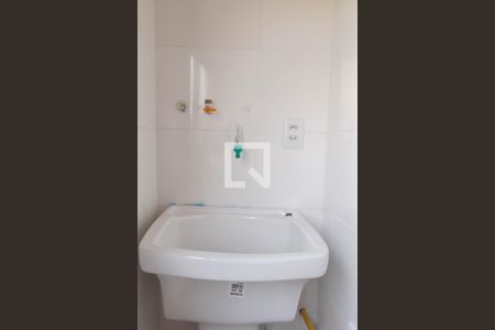 Sala/Cozinha de apartamento para alugar com 2 quartos, 37m² em Vila das Palmeiras, Guarulhos