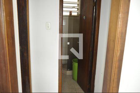 Corredor de apartamento para alugar com 3 quartos, 150m² em Rocha, Rio de Janeiro