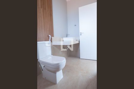 Casa de condomínio à venda com 390m², 4 quartos e 8 vagas Casa de condomínio à venda com 390m², 4 quartos e 8 vagasbanheiro suite 1