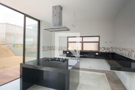 Casa de condomínio à venda com 390m², 4 quartos e 8 vagas Casa de condomínio à venda com 390m², 4 quartos e 8 vagascozinha