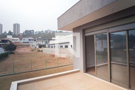 Casa de condomínio à venda com 390m², 4 quartos e 8 vagas Casa de condomínio à venda com 390m², 4 quartos e 8 vagasvaranda suite 1