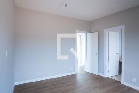 Casa de condomínio à venda com 390m², 4 quartos e 8 vagas Casa de condomínio à venda com 390m², 4 quartos e 8 vagassuite 2